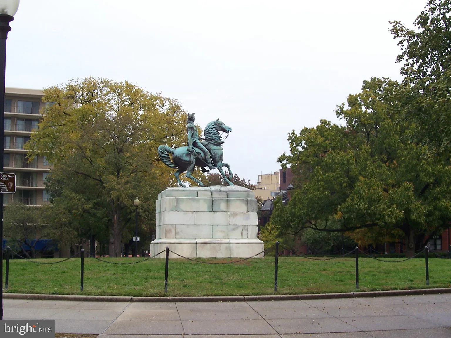 Foggy Bottom — Photo 3