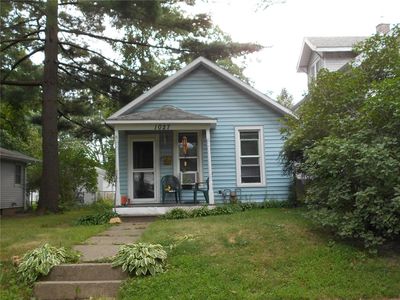 1027 12th St NE, Cedar Rapids, IA, 52402