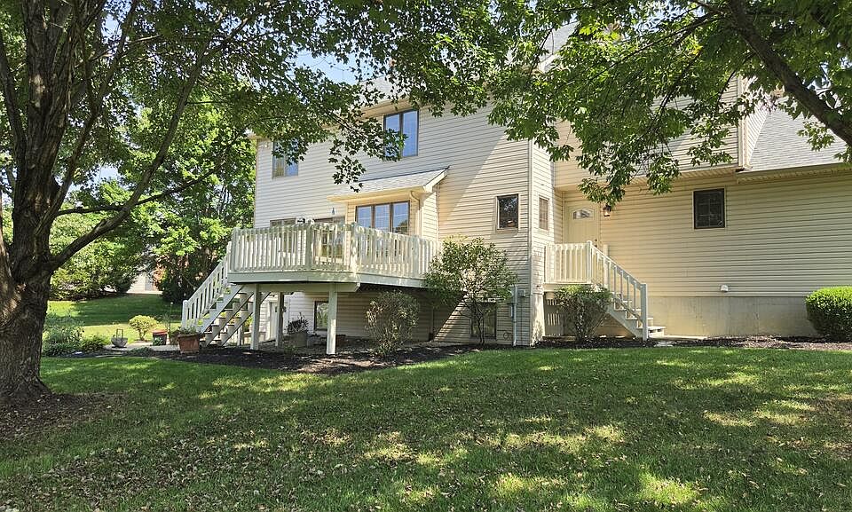 85th image of 205 Falcon Dr