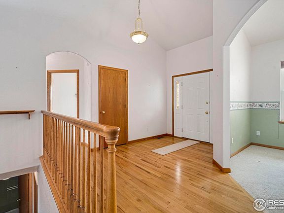 5th image of 582 Marcellina Dr