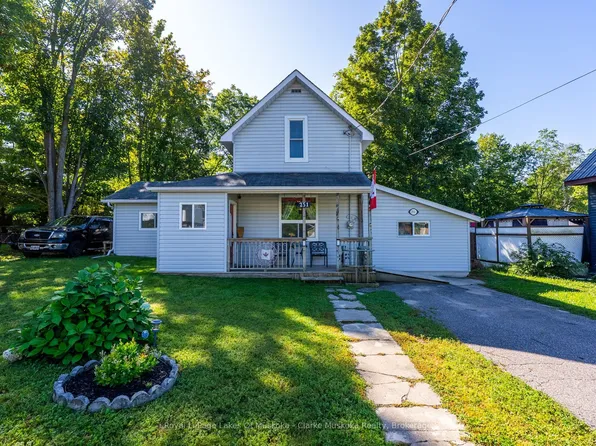 251 James St W, Gravenhurst, ON P1P 1J7