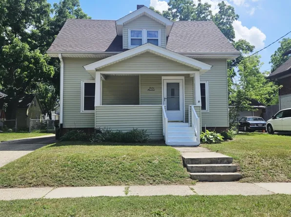 1219 Hackett St, Beloit, WI 53511