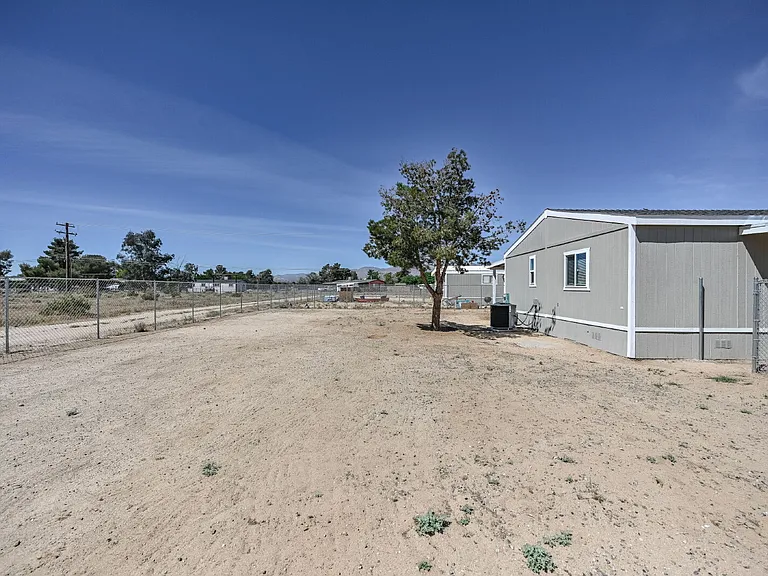 4453 Maia Way — Photo 9
