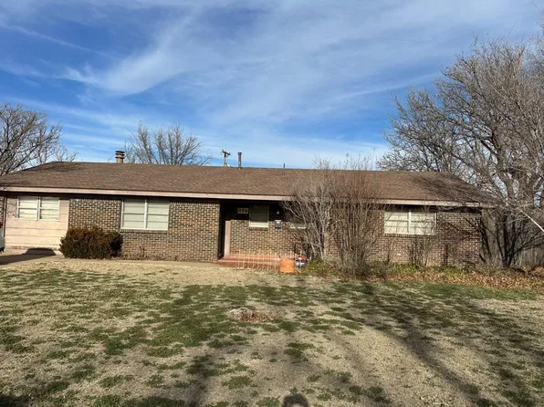 406 North Dr, Abernathy, TX 79311