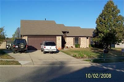 1st image of 762 Royston Dr