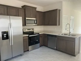 911 Capitol Pkwy #1 — Photo 3