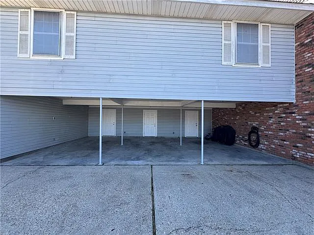 3108 Laplace St — Photo 3