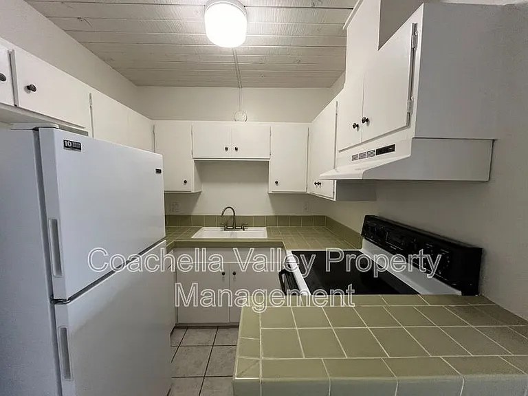 1900 E Baristo Rd #5 — Photo 11