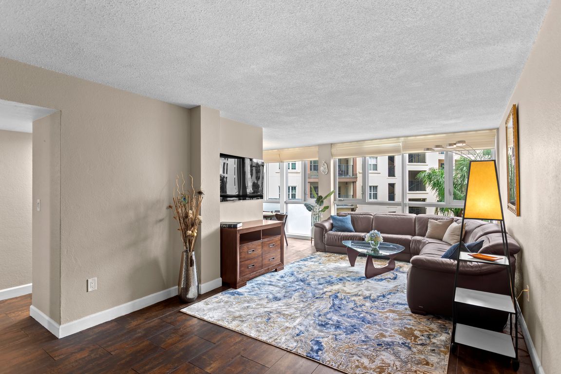 next background image