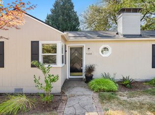 7250 SW Canyon Ln, Portland, OR 97225