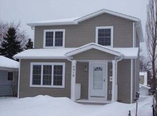 4619 S 48th St, Greenfield, WI 53220