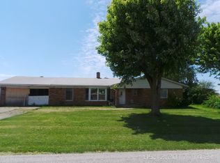 1742 S Mauxferry Rd, Franklin, IN 46131