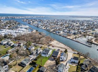 729 Mount, Pt Pleasant Beach, NJ 08742