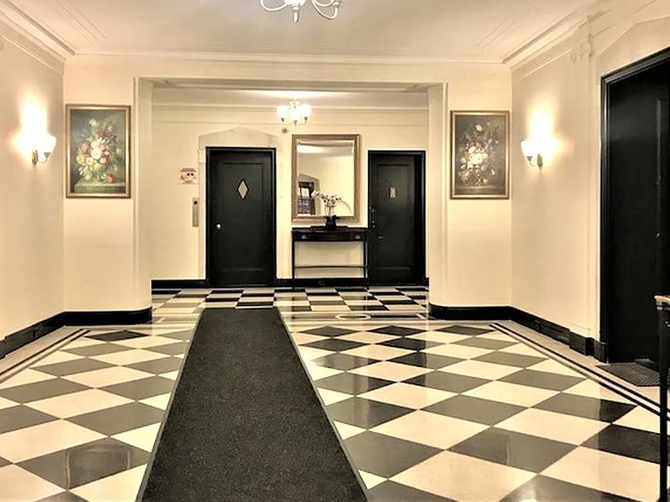 1st image of 405 E 72nd St #1G