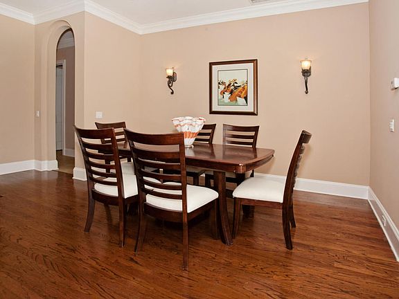 5th image of 4463 Catheys Club Ln
