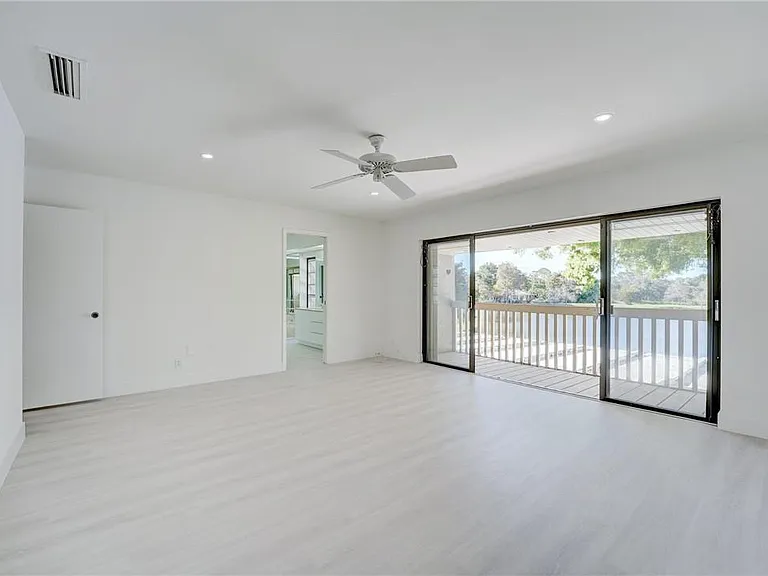 103 Saint Andrews Rd — Photo 34