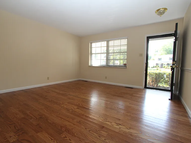 4 Wildway Cir — Photo 7