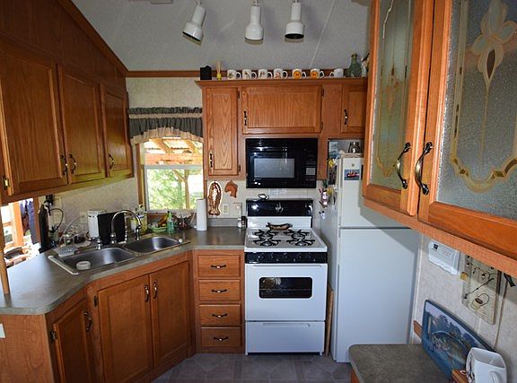 2nd image of 17304 Meadow Lark Ct