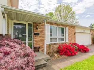 625 Crestline Dr, Decatur, IL 62526