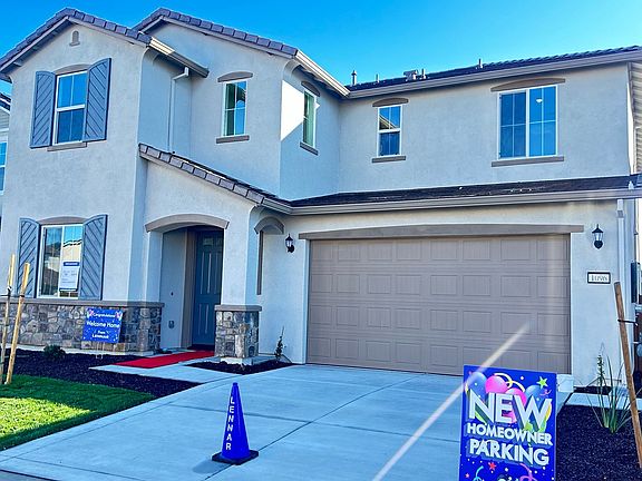 2nd image of 1096 Caraballo Dr