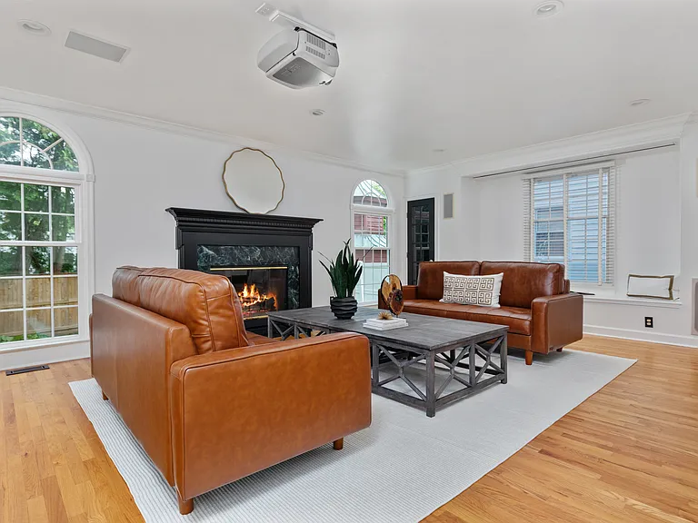 4817 Chevy Chase Blvd — Photo 7