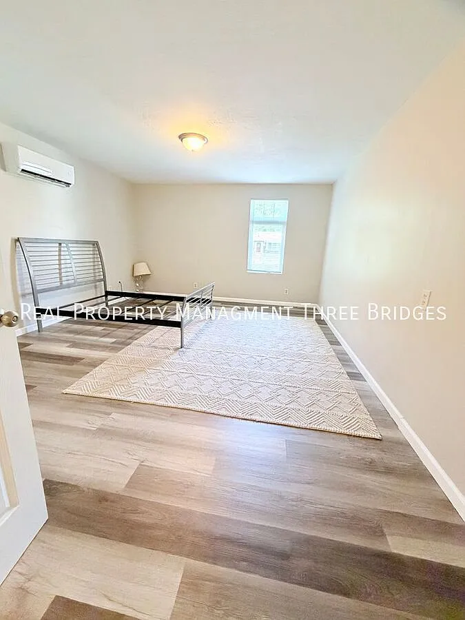 Cozy Overland 2 bedroom / 2 bath — Photo 4