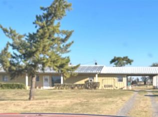 21281 E 987th Rd, Foss, OK 73647