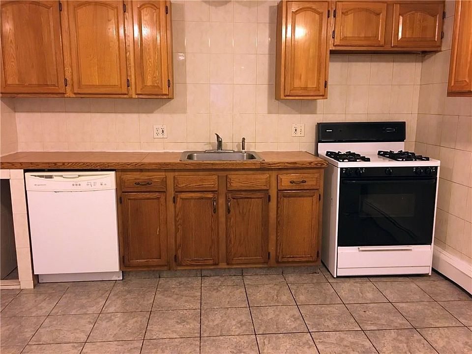 1st image of 23 Starr St APT G