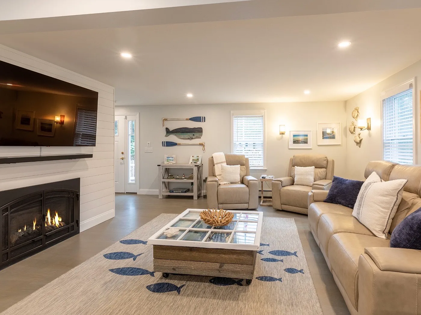 4 bed, 2310 sqft, $4,000 — Photo 4