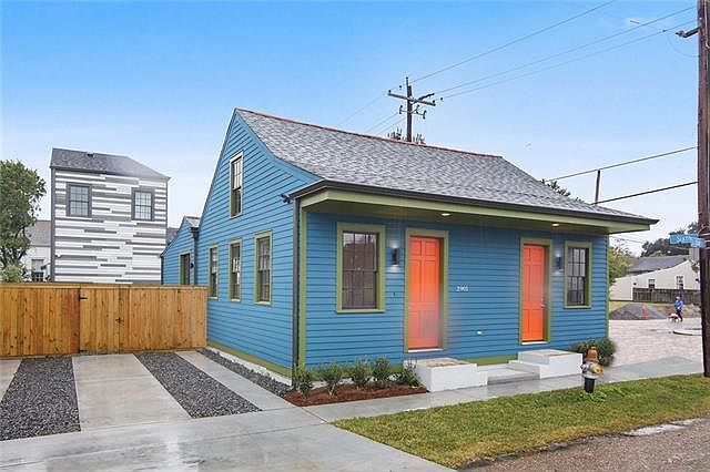 1st image of 2901 Saint Thomas St
