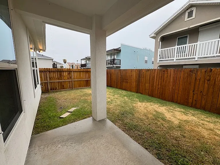 13966 Fortuna Bay Dr — Photo 29
