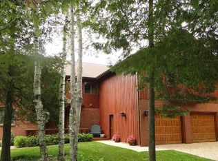 1121 Timberline Ln, Duluth, MN 55811