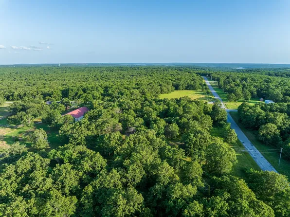 2 Ranchland Rd, Skiatook, OK 74070