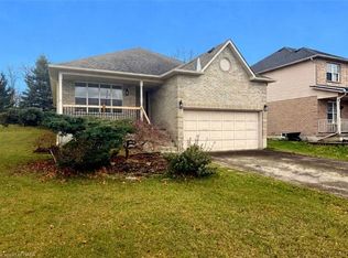 16 Jones Ct, North Dumfries, ON N0B1E0