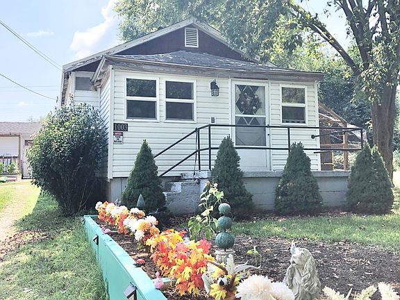 2nd image of 1003 W Ellis St