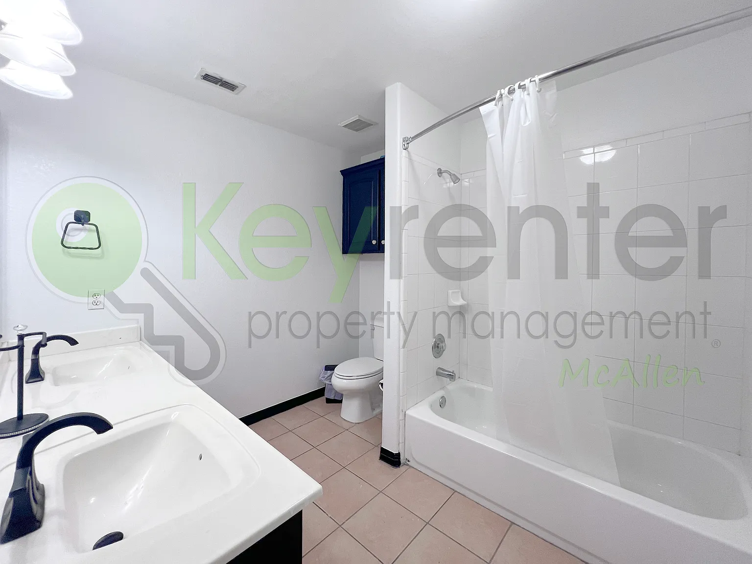 3 bed, 2.5 bath, 1915 sqft, $1,900 — Photo 4