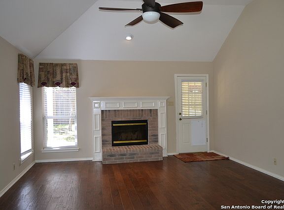 3rd image of 21103 Sonoma
