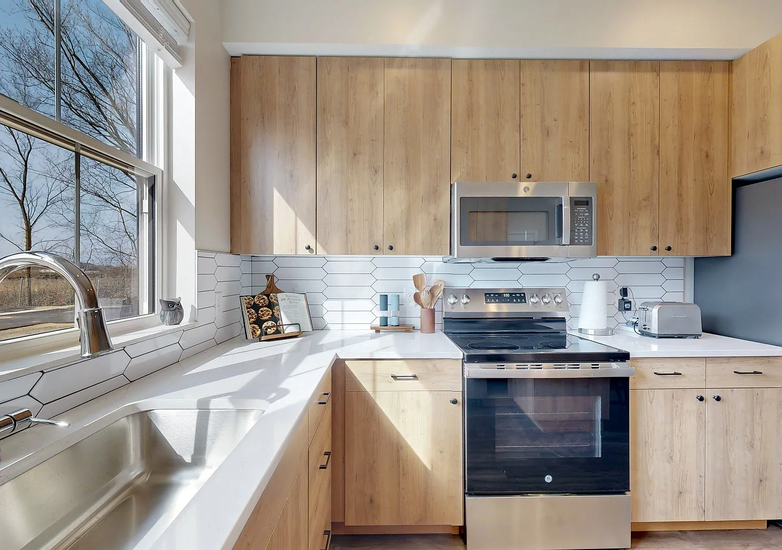 Sandhill Parkway Townhomes — Photo 4