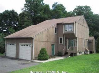 118 Beverly Ave, Waterbury, CT 06704