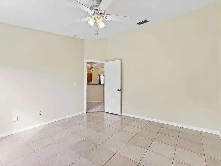 2218 SE Seamist St — Photo 10
