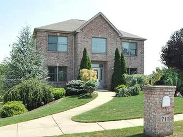 711 Augusta Dr, Bridgeville, PA 15017