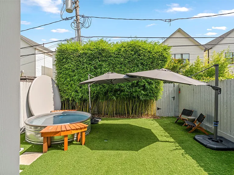 804 Aurora St — Photo 2