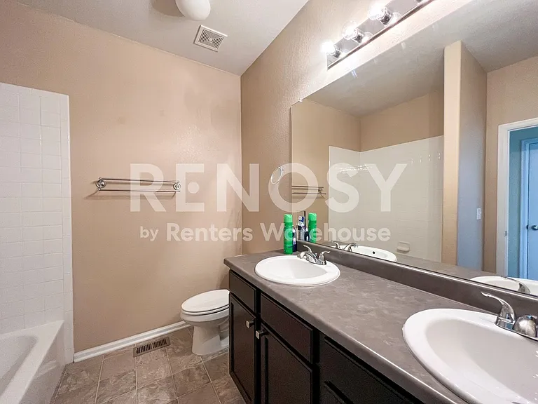 25104 E Pinewood Pl — Photo 16