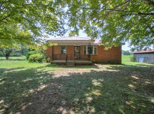 10241 E Green Cemetery Rd, Bon Aqua, TN 37025