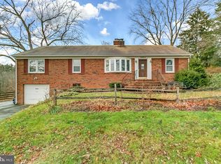 9005 Watkins Rd, Gaithersburg, MD 20882