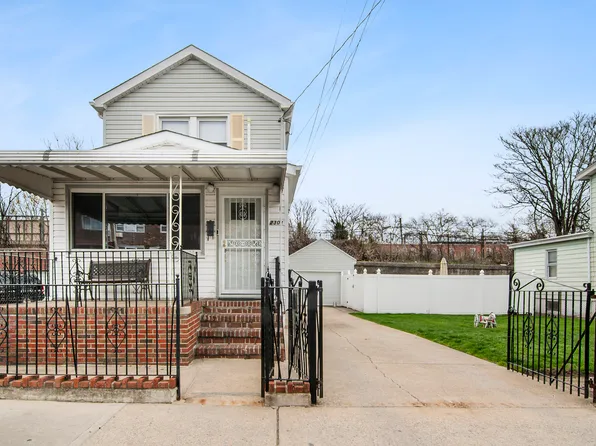 2301 East 15th Street image 1 of 12