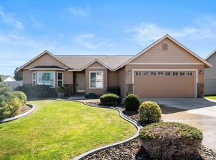 8020 Chehalis Dr, Pasco, WA 99301