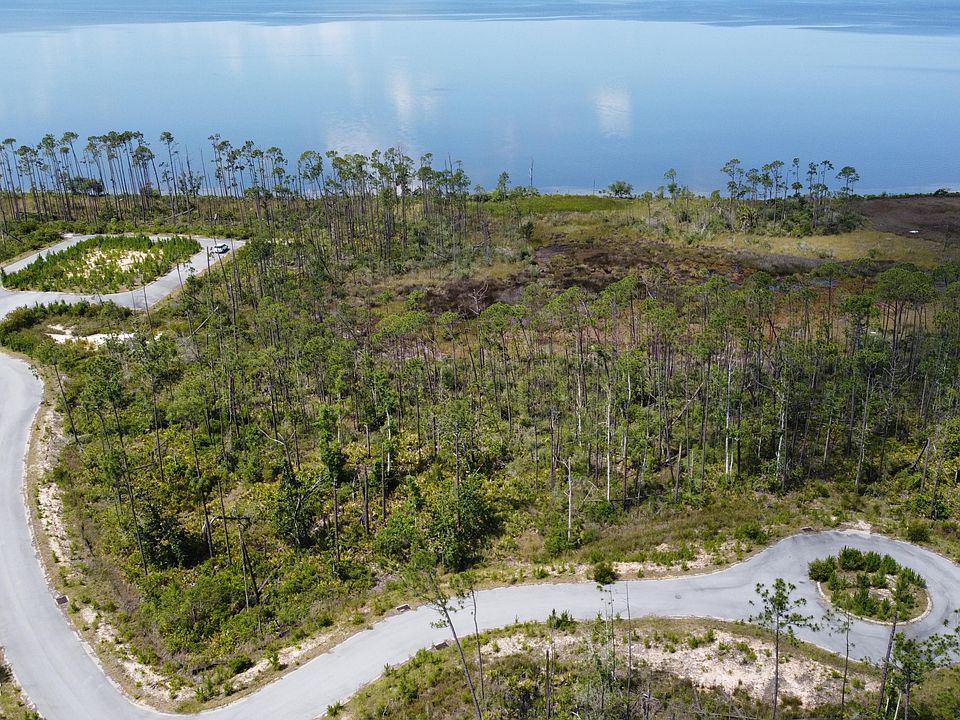 1st image of Laird Point Dr