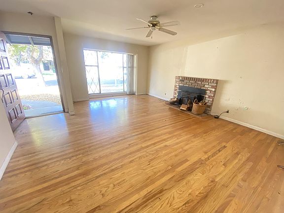 2nd image of 3058 Barkley Ave
