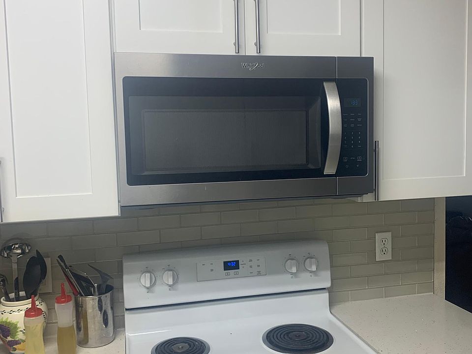2nd image of 1014 Sagewood Trl